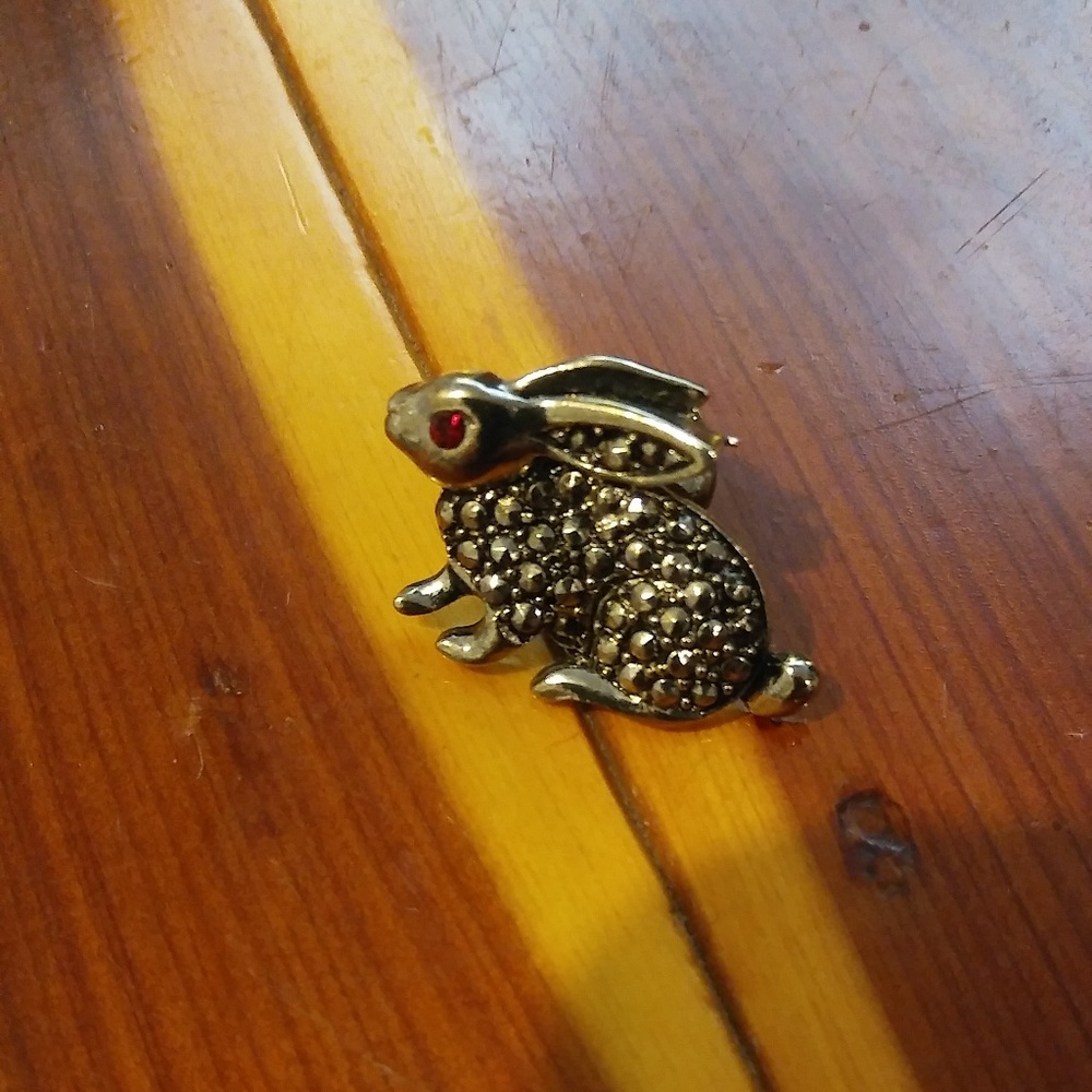 Vintage Rabbit Pin